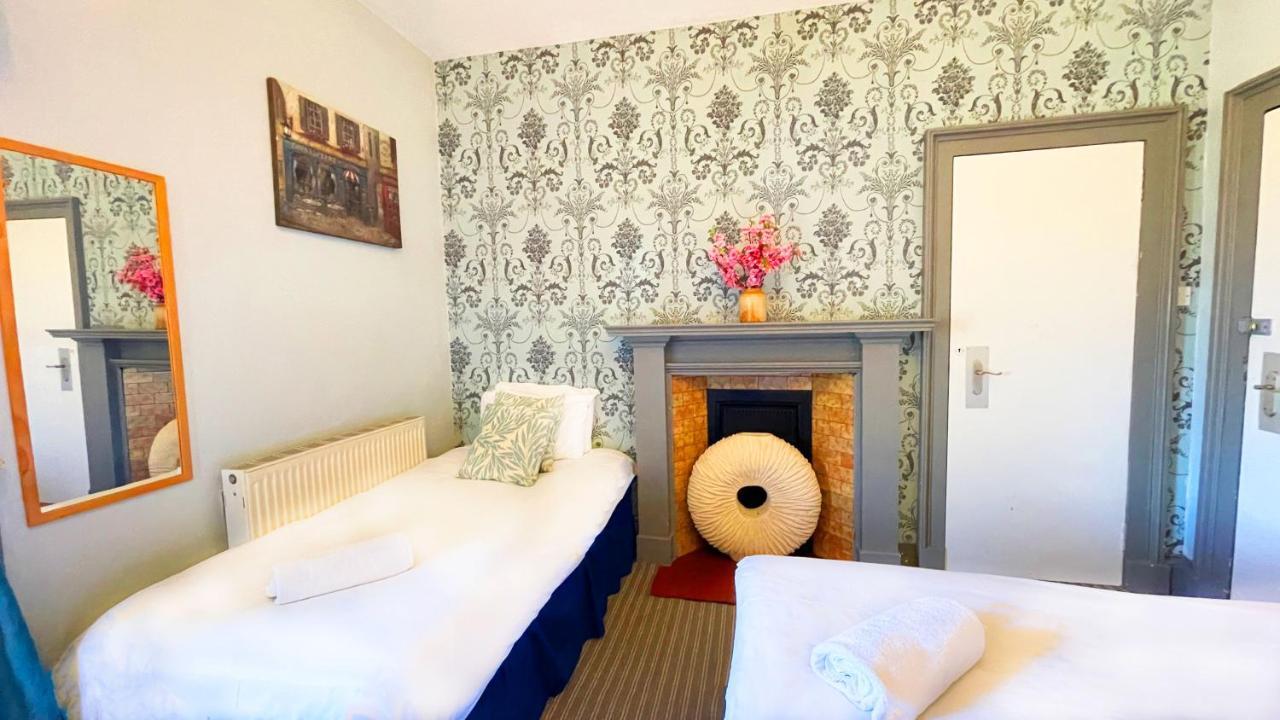 Kirkhill Estate Rooms Gorebridge Exteriör bild