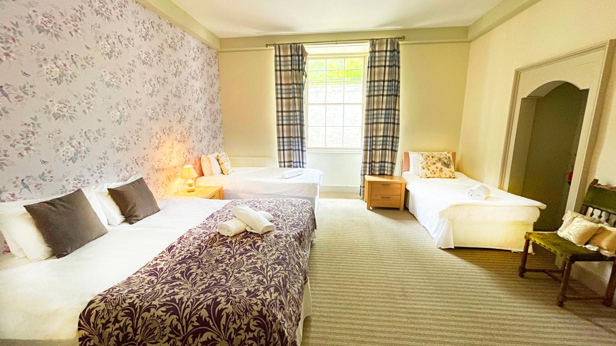 Kirkhill Estate Rooms Gorebridge Exteriör bild